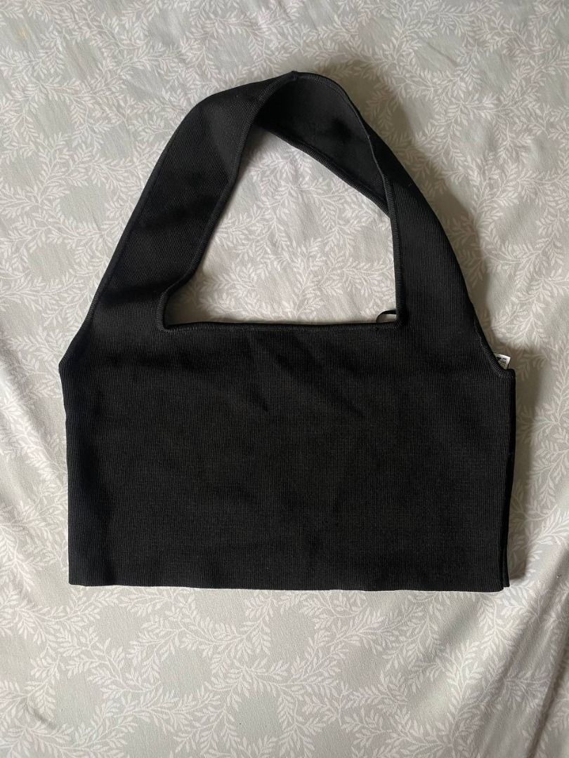 Zara Cropped Knit Halter (Category: Blouses) located in Quezon City. Submitted by thangsbym (Listing ID 1333597275, Image 2). Description: Good quality. Used once. Retails for 1450. .