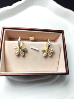 韓版耳環 Gold plated floral earrings/ ear hooks64226814418434110