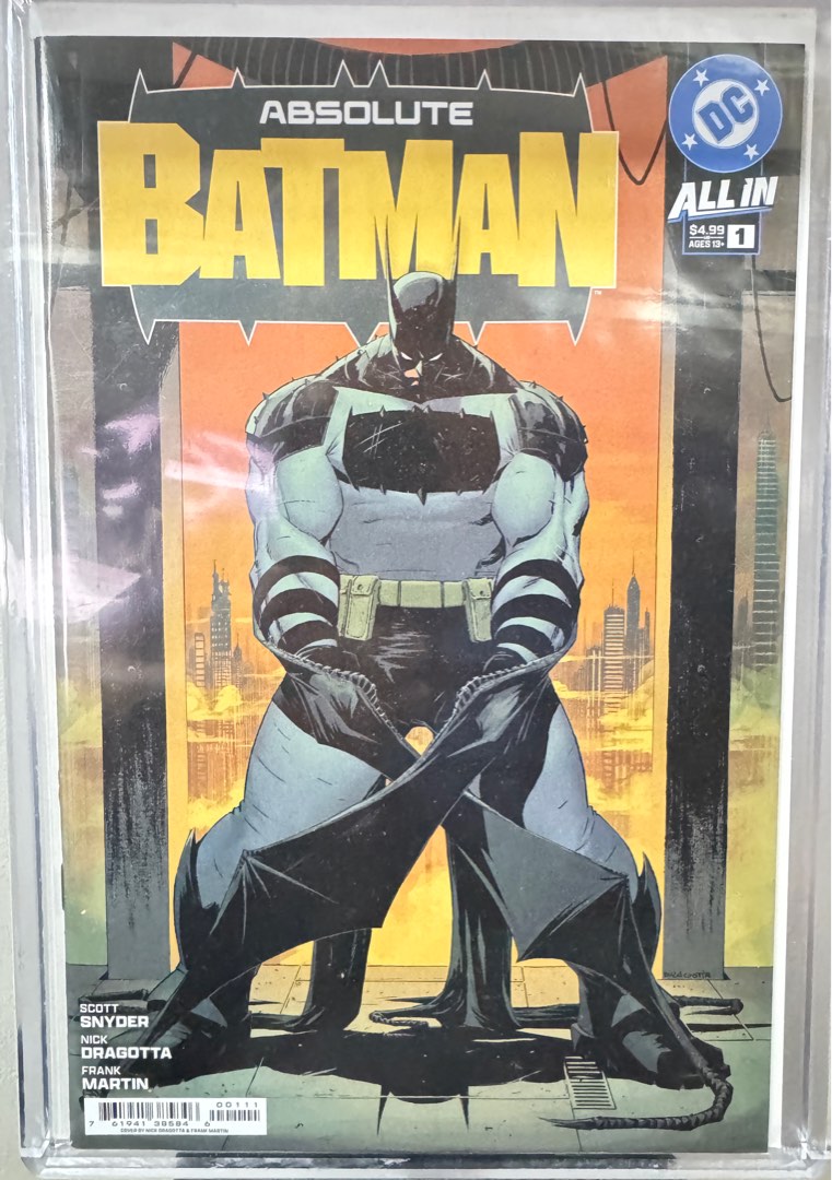 ABSOLUTE BATMAN #1 Regular Cvr NM, Hobbies & Toys, Books & Magazines ...