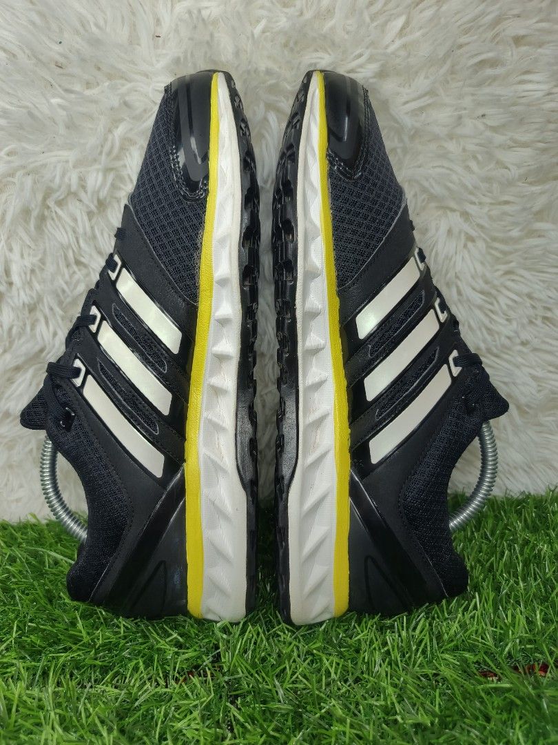 新品 adidas FALCON ELITE 5 26.5cm 茶 ブラウン アディダス ファルコン エリート F33887 ランニングシューズ スニーカー 即決 adidas originals NMD_R1 Black Shock Pink DB3586