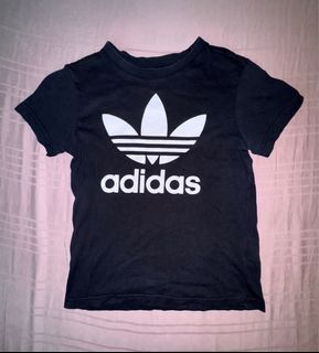 (Category: ) located in . Submitted by declutteting (Listing ID 1333752645, Image 1). Description: .