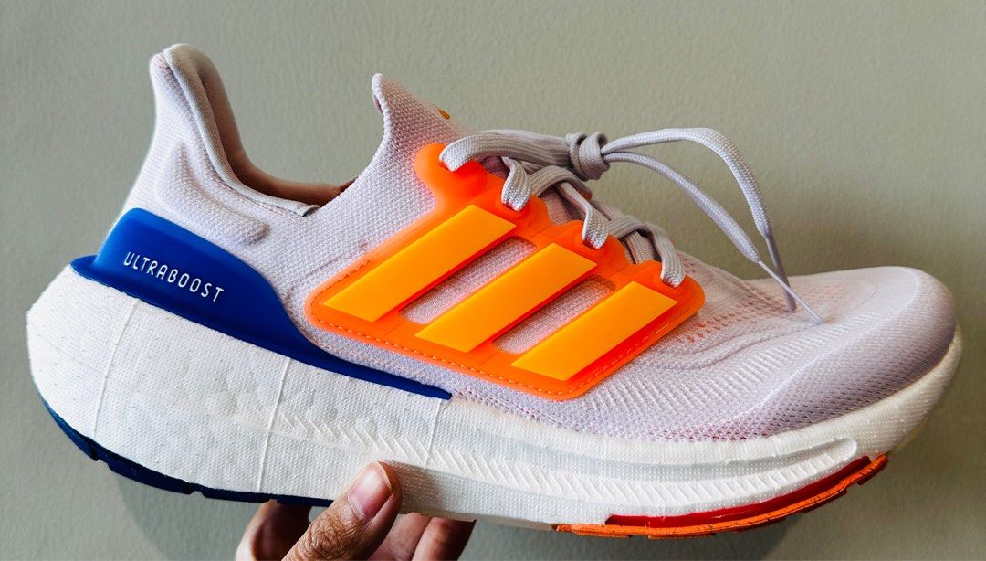 Adidas Ultra Boost Boost Tennis Shoe SEPATU RUNNING ADIDAS