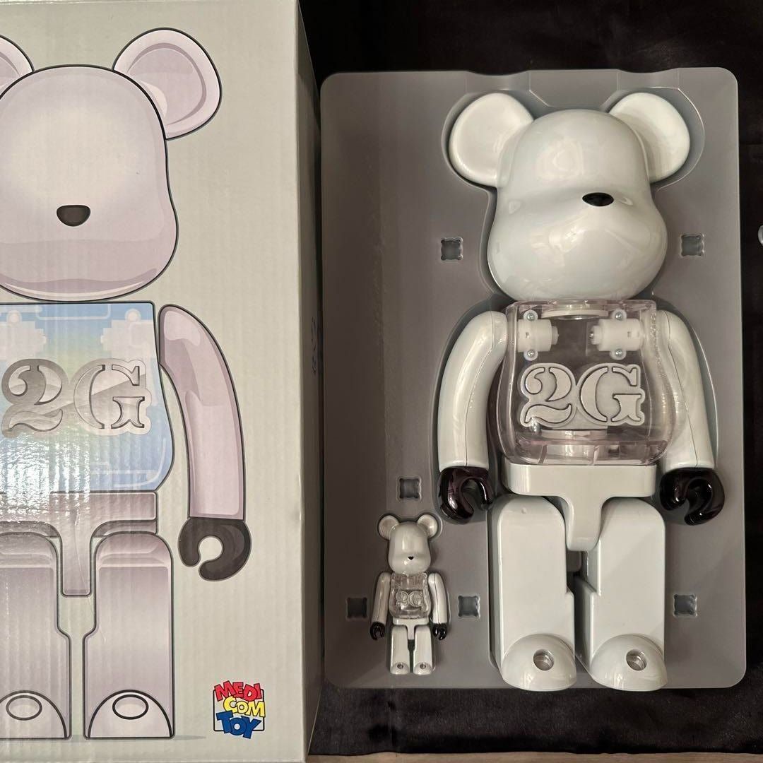 Sorayama Xlarge 400 100 Silver from Be rbrick Dope