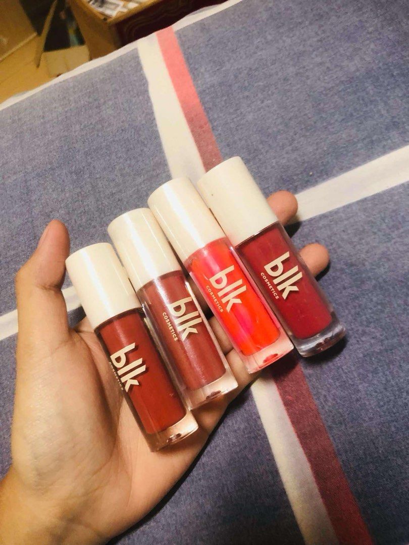 Blk liptint (Category: Makeup) located in Quezon City. Submitted by ___rainbow___ (Listing ID 1333686637, Image 2). Description: All Lippies - 190 pesos regardless of water tint, gloss or matte. BE A RESELLER. NOT A SCAM😉💗.