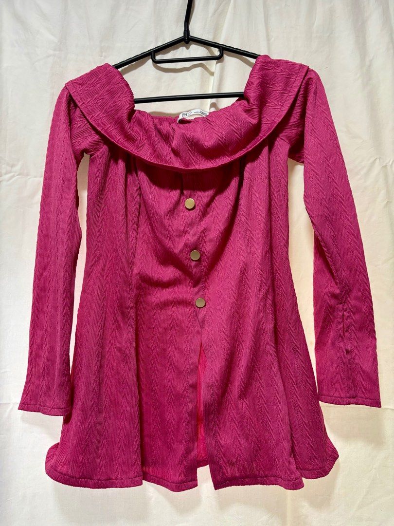 BSCO Pink Off-Shoulder and Skirt Set (Category: Sets or Coordinates) located in Calamba. Submitted by cliobuys_123 (Listing ID 1333802630, Image 2). Description: BSCO Pink Off-Shoulder and Skirt Set Best fit Small-Medium Very cute but used only once Price: 200.