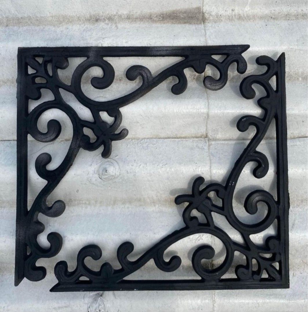 Cast iron Bracket Pair 2pcs (Category: Wall Decor) located in Manila. Submitted by chayaragon14634 (Listing ID 1333791663, Image 2). Description: 'For Sale message me' For Fast transaction admin Cash On delivery😊🥰.