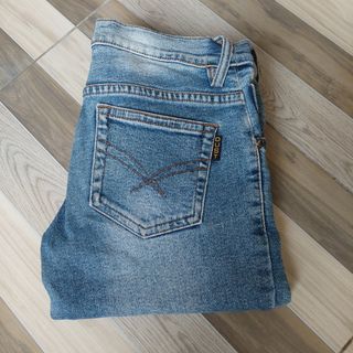 (Kategori: ) berada di . Dikirim oleh cecece23 (ID iklan 1333734702, Gambar 1). Deskripsi: .