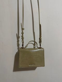 (Kategori: ) berada di . Dikirim oleh rainyszn (ID iklan 1333793988, Gambar 1). Deskripsi: .