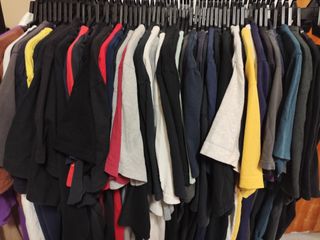 (Category: ) located in . Submitted by cheaidilstore (Listing ID 1333743324, Image 1). Description: .