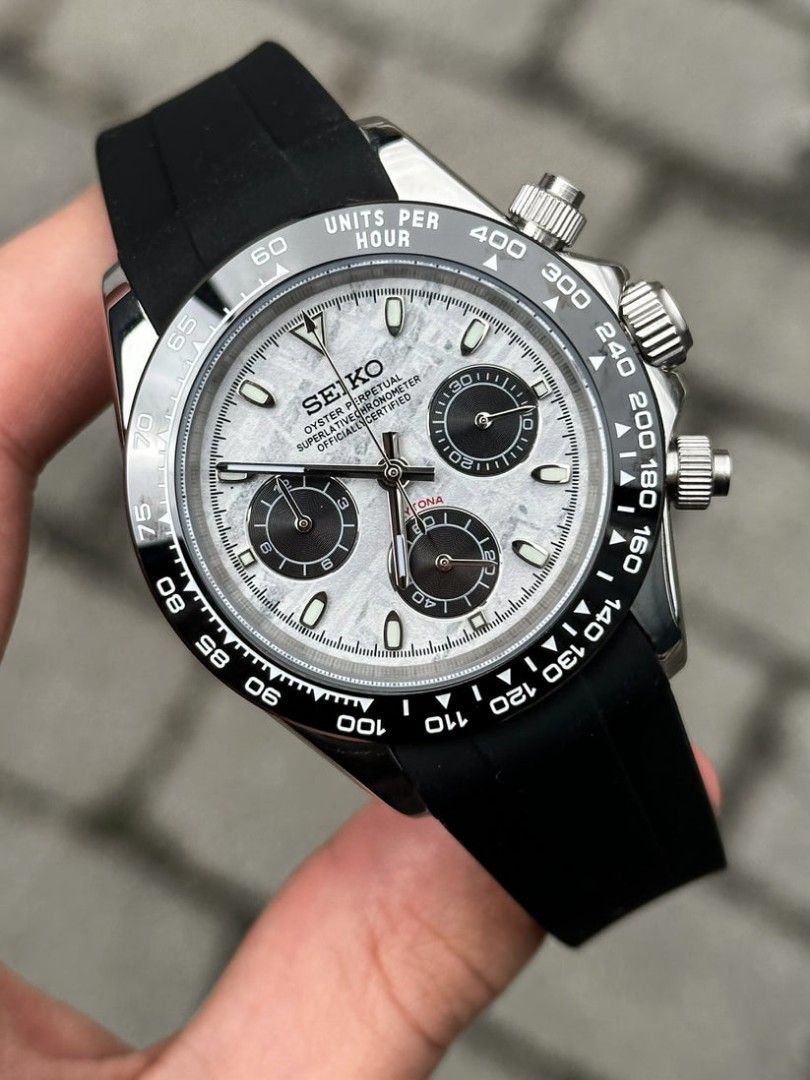 black meteorite seiko meteorite dial