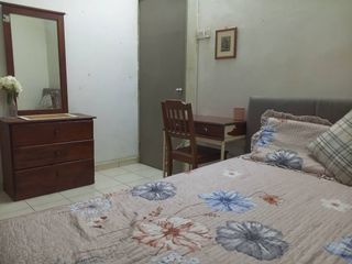 (Category: ) located in . Submitted by aidaariff (Listing ID 1333702836, Image 1). Description: .