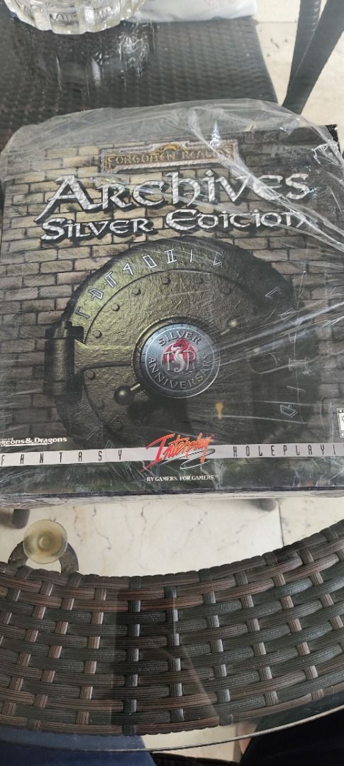 Forgotten Realms Archives: Silver Edition - PC Box Set (Category: Others) located in Quezon City. Submitted by outoftheboxph (Listing ID 1333711251, Image 2). Description: Forgotten Realms Archives: Silver Edition - PC PC game Big Box Set Includes: CD (Never used/ installed/ no scratches) Poster Manual Big Box .