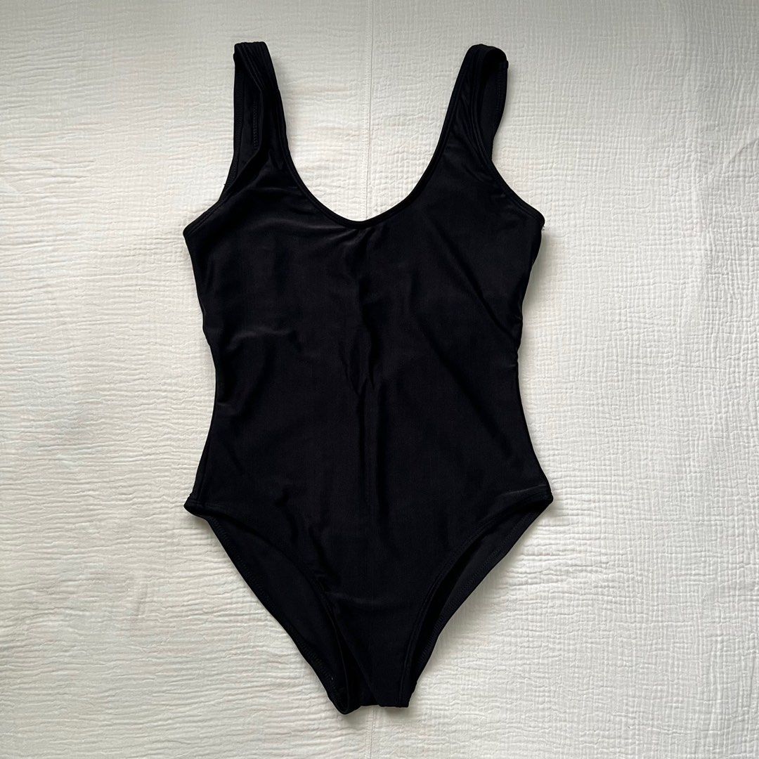 Georginasasha One Piece Swimsuit (Category: Bikinis & Swimsuits) located in Las Pinas. Submitted by fullyclothed (Listing ID 1333703231, Image 2). Description: READ BEFORE YOU OFFER 🙂 Georginasasha One Piece Swimsuit Lightly used Black With padding (not shown in pictures) Size XS Selling price: 300 Owner’s measurements: Bust - 31-32 A Waist - 25 Hip - 34 Torso - 56-57 CHECK YOUR MEASUREMENTS BEFORE BUYING. ♥️ SELLER IS NOT LIABLE IF THE GARMENT 