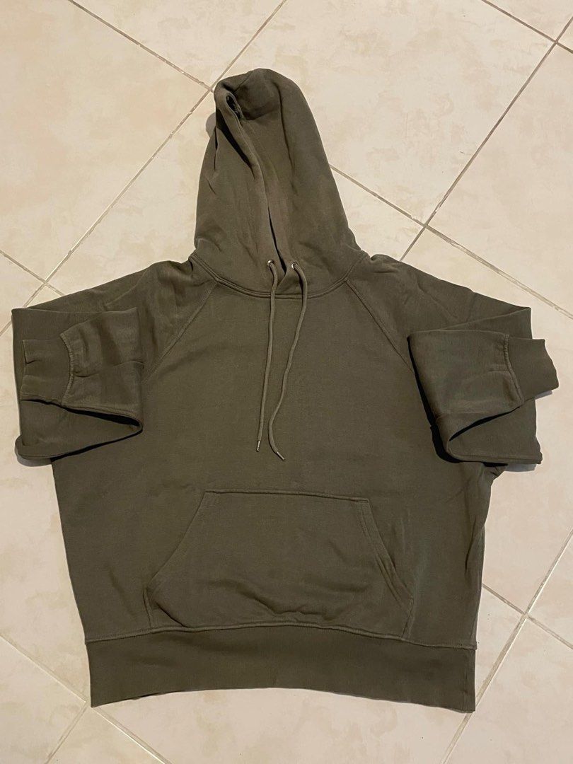 H M Olive Green Hoodie Men s Fashion Tops Sets Hoodies on Carousell