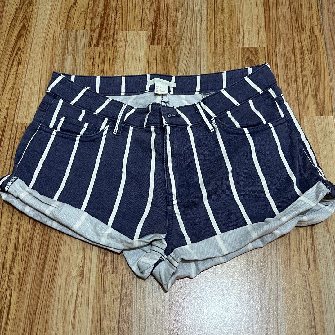 H M stripes shorts Women s Fashion Bottoms Shorts on Carousell
