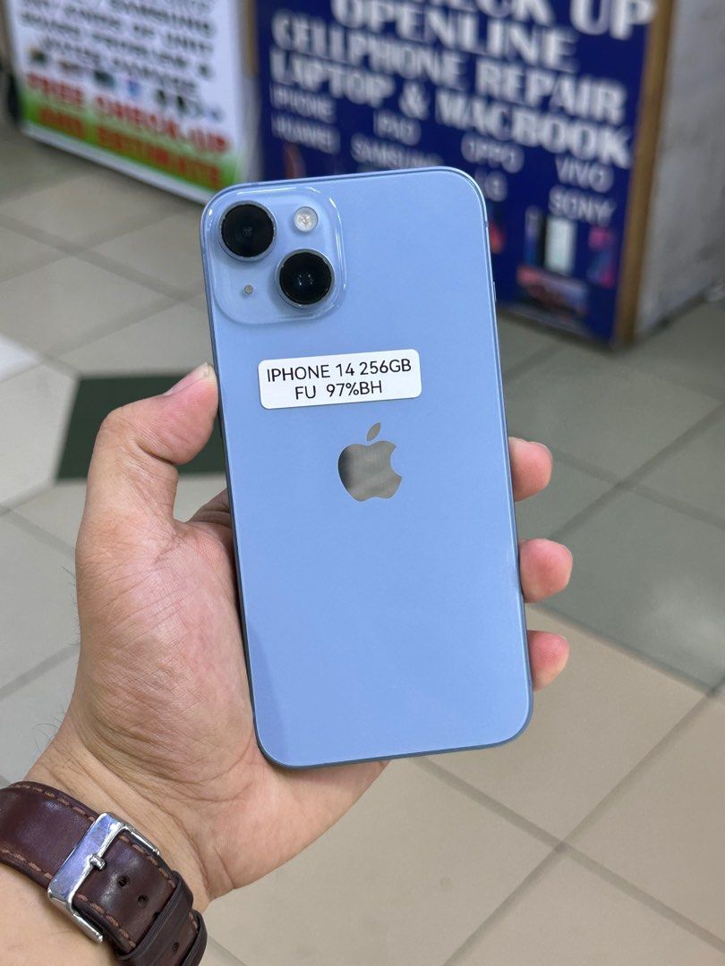 Iphone 14 256Gb openline no issues 97BH (Category: iPhone 14 Series) located in San Juan City. Submitted by saabangadgetshop (Listing ID 1333805736, Image 1). Description: Onhand | Pre-owned Iphone 14 256GB 97BH OPENLINE NO HIDDEN ISSUES NO HISTORY OF REPAIR 99%Smooth TEST TO SAWA RESET ALL YOU WANT NOT REFURBISHED AUTHENTIC PHONE ALL WORKING Mode of Payment : ⬇️ ▪️Cash ▪️Bank Transfer ▪️Gcash 📍Installment available here thru: 📍 ▪️Credit Card +
