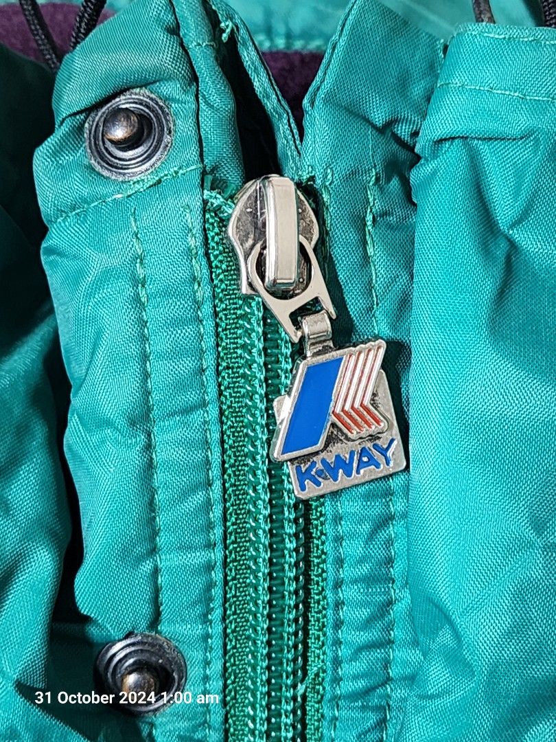 Jacket (Category: Coats, Jackets and Outerwear) located in Singapore. Submitted by pluto891 (Listing ID 1333703560, Image 3). Description: Pls read up https://www.polartec.com/ https://www.k-way.com/ For more detailed information..