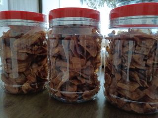 (Category: ) located in . Submitted by eat_gold_fish_ (Listing ID 1333744150, Image 1). Description: .
