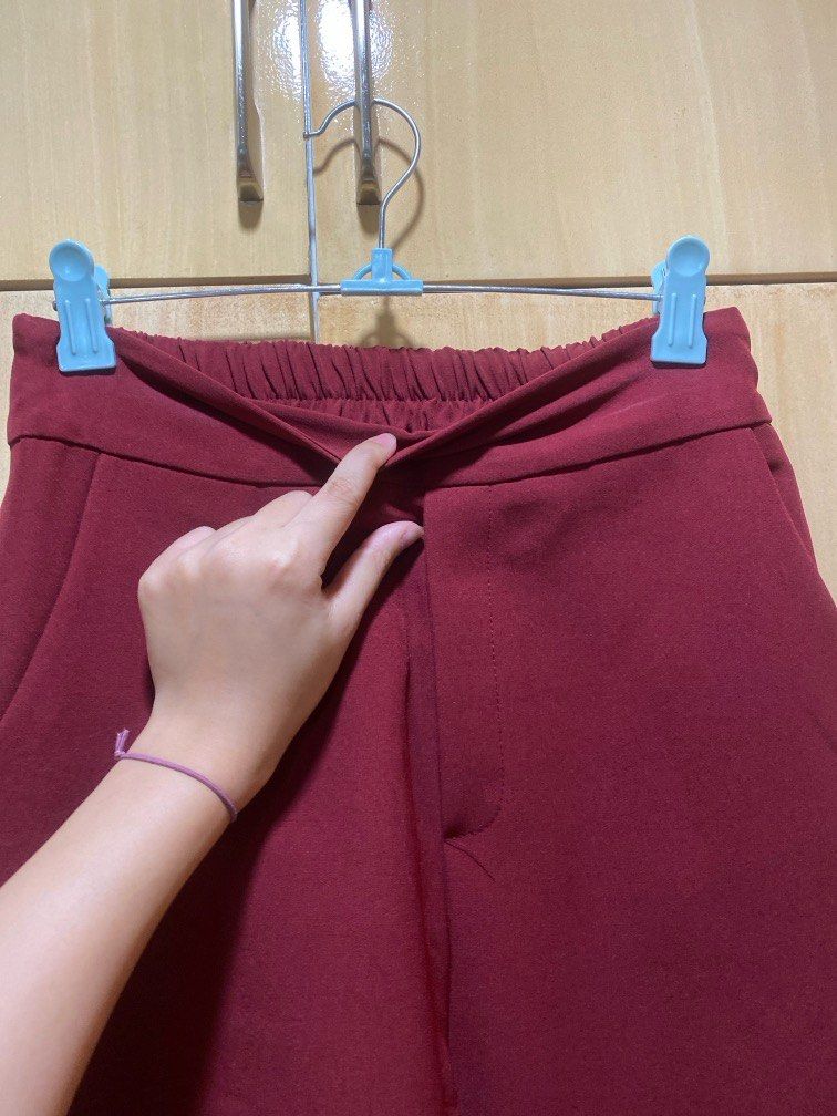 Korean red Trouser (Category: Other Bottoms) located in Manila. Submitted by _closet_declutter_ (Listing ID 1333715256, Image 2). Description: Garterized fits small to medium Nakaka long legs!!.
