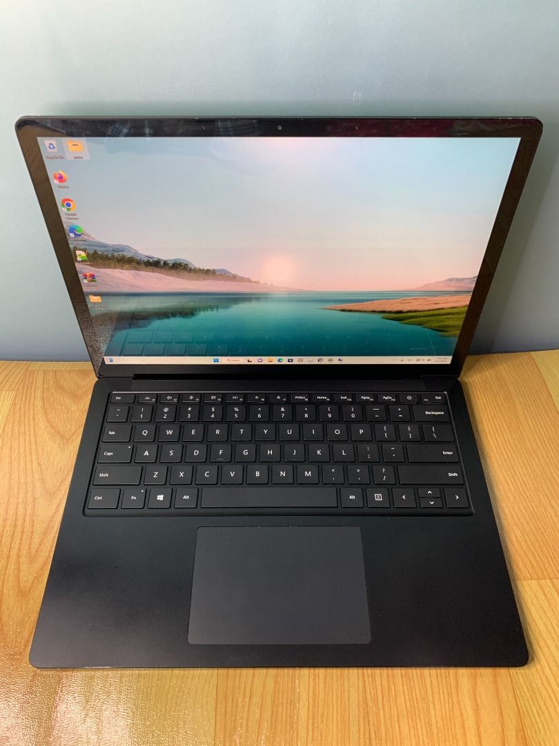 Microsoft Surface Laptop 3 Powerful Intel Core i7 16GB RAM for