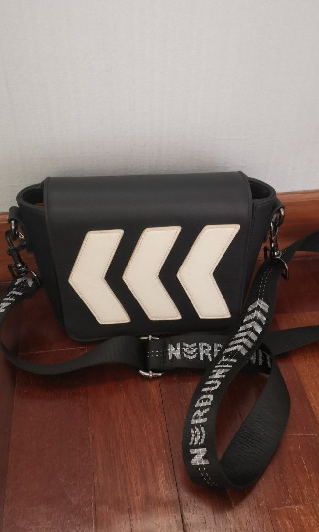 Nerdunit sling bag discount