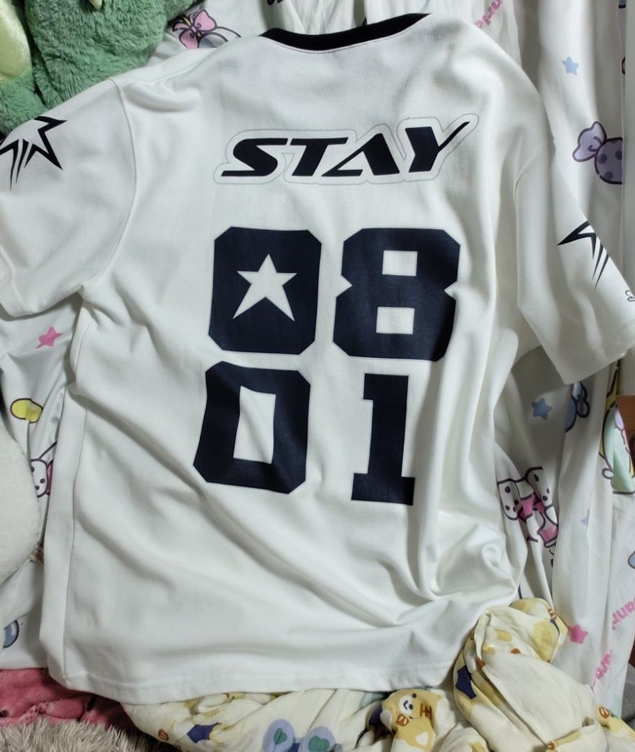 WTS] official stray kids (skz) pilot fan-meeting white t-shirt