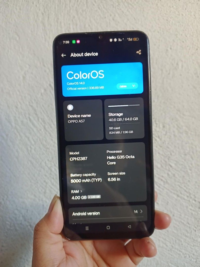OPPO A57 (Category: OPPO) located in Quezon City. Submitted by chel2704 (Listing ID 1333731477, Image 3). Description: OPPO A57 UNIT ONLY 6.56 INCHES 4+1GB RAM 64GB ROM MEDIATEK DIMENSITY 810 13MP BACKCAM 8MP FRONTCAM 5000MAH BATTERY TYPE-C CHARGER SIDE MOUNTED FINGERPRINT ISSUE MARAMING WHITE SPOT SA SCREEN..