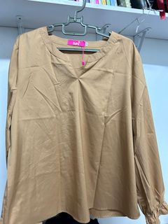 (Category: ) located in . Submitted by _aleesapreloved (Listing ID 1333785668, Image 1). Description: .