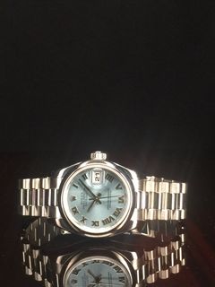 (Category: ) located in . Submitted by seasonstime.watches (Listing ID 1333710889, Image 1). Description: .