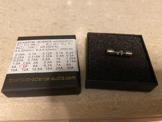 （分類：）位於 。 由 aleclai_199 提交（商品編號 1333814322，圖片 1）。簡介： 。