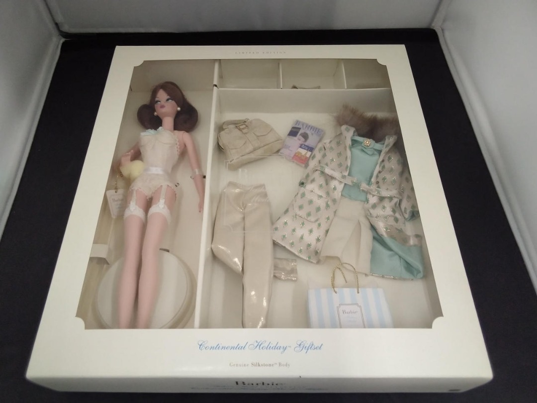 RARE Barbie Silkstone Continental Holiday Giftset Doll Hobbies Toys Toys Games on Carousell