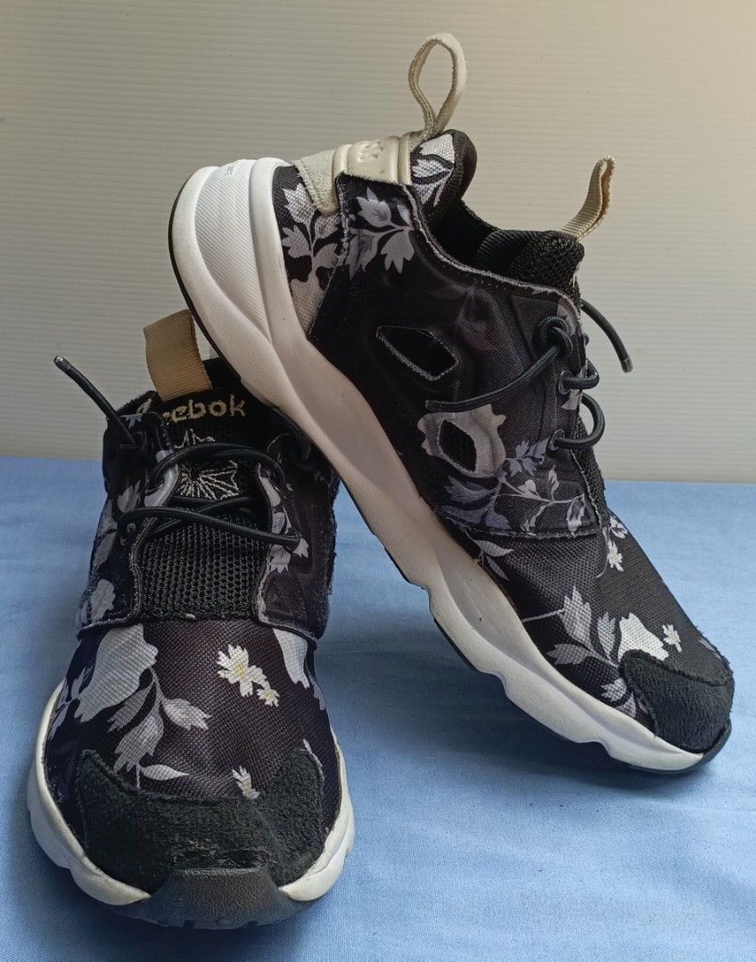 Reebok furylite multicolor top