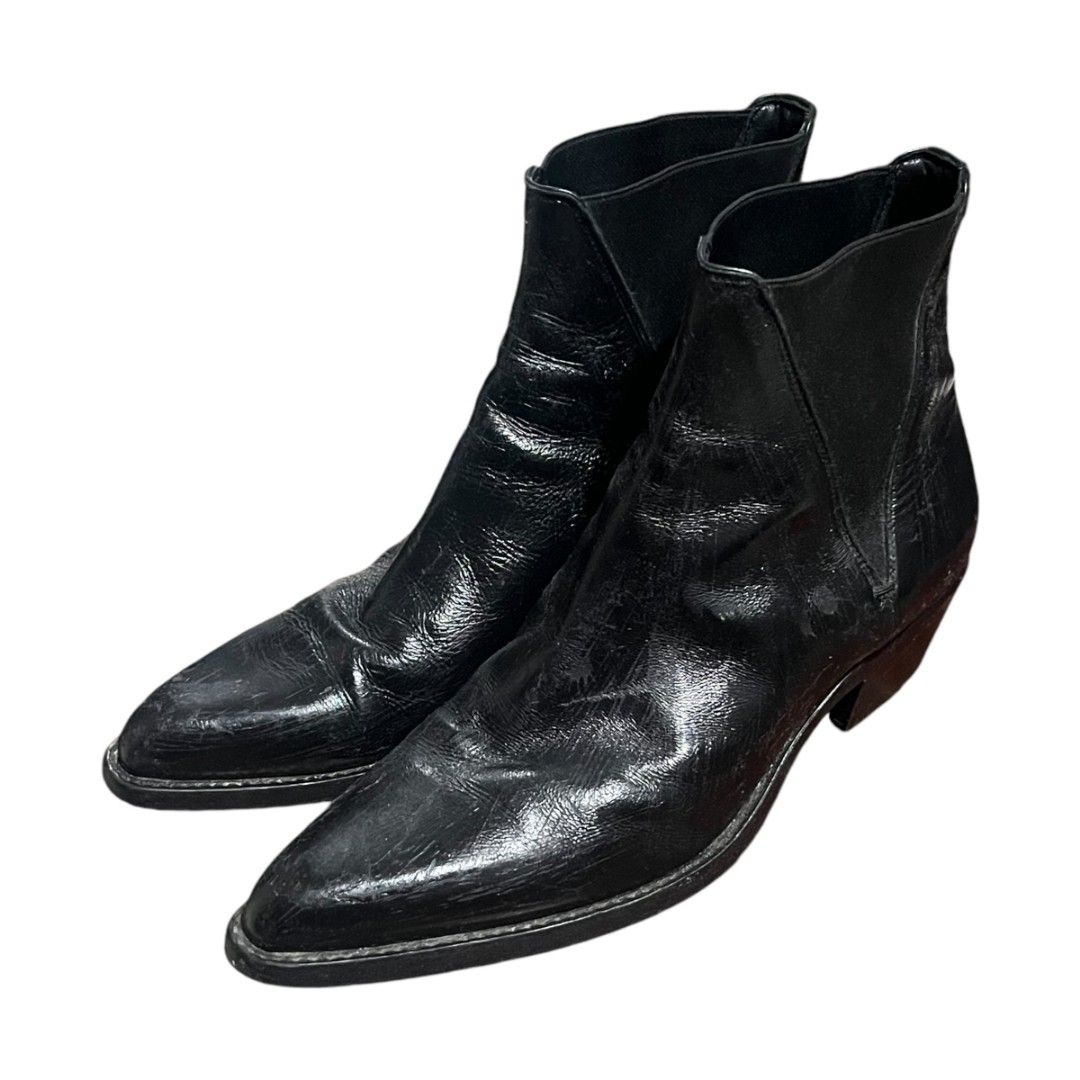 Saint laurent dakota boots online