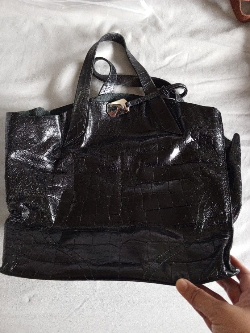 Slightly used Furla soft croc leather bag (Category: Luxury Bags & Wallets) located in Quezon City. Submitted by auibee (Listing ID 1333797226, Image 1). Description: selling this lightly used soft croc leather bag by furla.