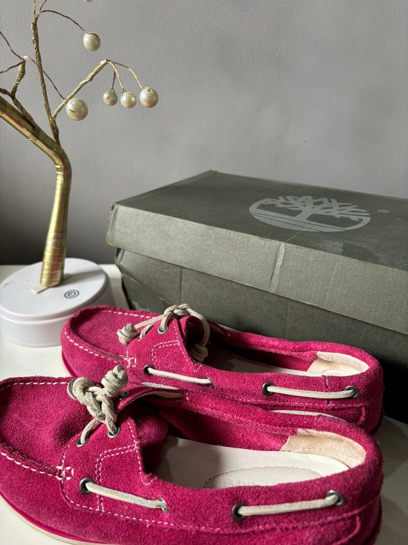Timberland Fuchsia Pink Loafers (Category: Flats & Sandals) located in Muntinlupa City. Submitted by mrsrazon (Listing ID 1333707557, Image 2). Description: Brand new Original price php 7500, bought it sale php 3750 Just doing spring cleaning .