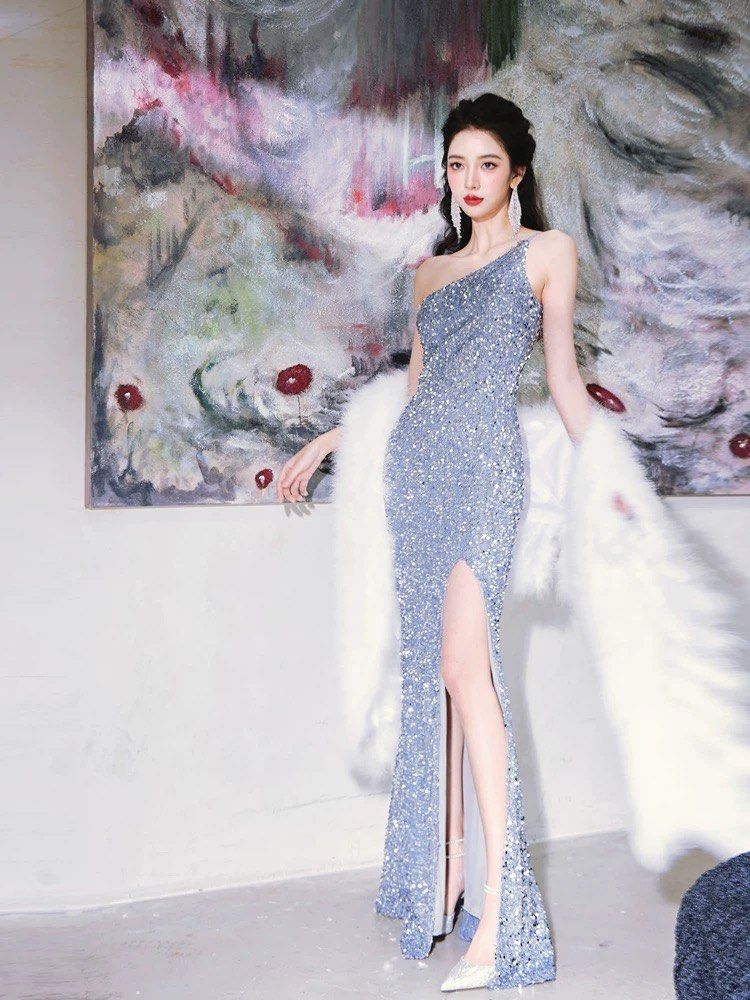 Rental] Sparkly Toga Evening Dress, Women's Fashion, Dresses & Sets, Evening  dresses & gowns on Carousell