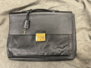 （分類：）位於 。 由 watchsnob 提交（商品編號 1333745656，圖片 1）。簡介： 。