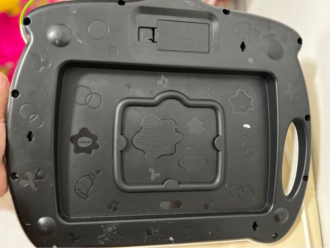 Vtech learning toys( write and learn) (Category: Infant Playtime) located in San Pablo. Submitted by anshinsuru (Listing ID 1333679215, Image 3). Description: all buttons are working. with issue . 2nd picture shows area na hindi na po nasusulatan. nasa upper part naman po si di siya talaga gamitin. effectively teaches kids to write.