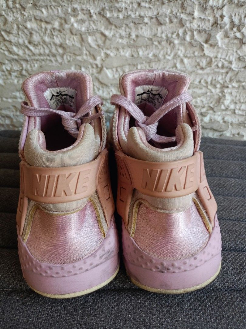 7 WOMEN Nike Huarache Lavender Women s Fashion Footwear Sneakers on Carousell