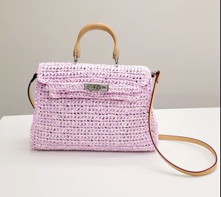 （分類：）位於 。 由 elaineyick 提交（商品編號 1328960362，圖片 1）。簡介： 。