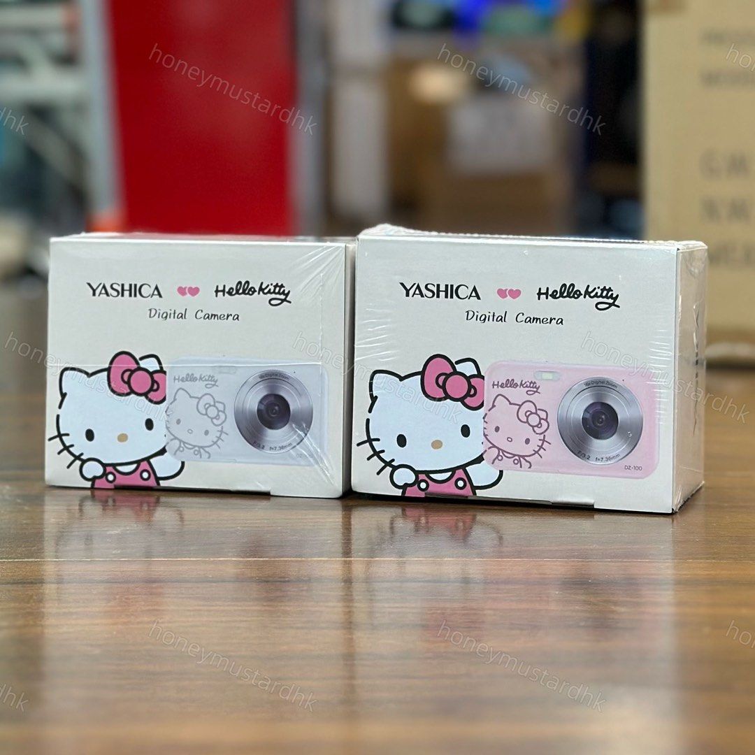 紧凑型数码相机 DZ-100 Hello Kitty 游乐场 粉色 紧凑型数码相机 DZ-100 Hello Kitty 游乐场 粉色 🆕 全新Yashica X Hello
