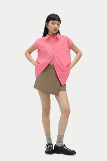 (Category: ) located in . Submitted by everyonelovesretailtherapy (Listing ID 1329037965, Image 1). Description: .