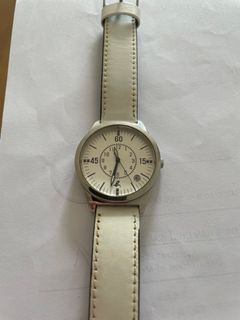 （分類：）位於 。 由 sylam012020 提交（商品編號 1328951159，圖片 1）。簡介： 。