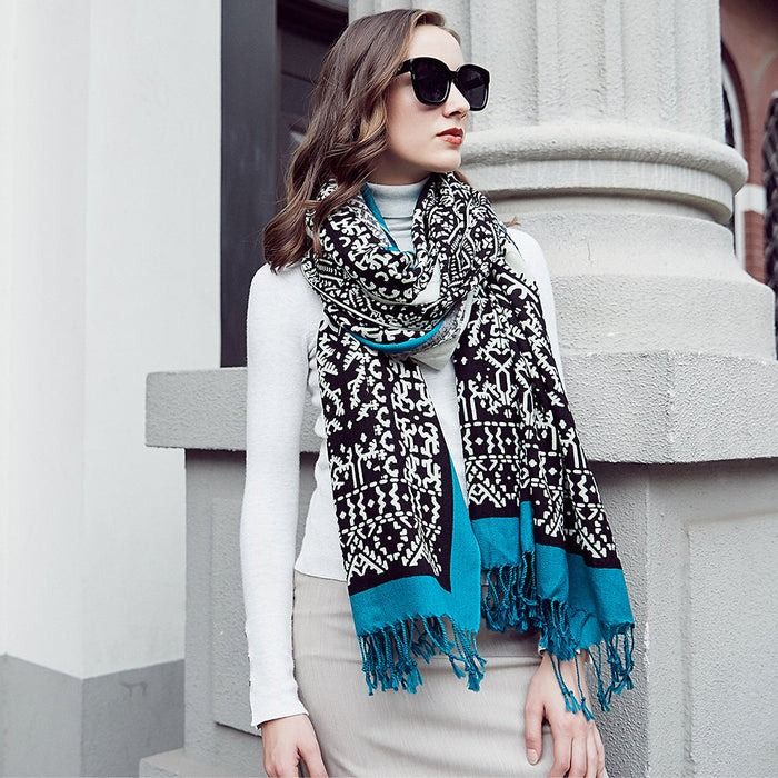 Anyyou Merino Wool Claret Poncho Winter Scarf Pashmina Shawl (Category: Women's Accessories) located in Melbourne. Submitted by anyco_store (Listing ID 1328992317, Image 2). Description: Add Comfort and Style to your outfit of the day without paying the high price with our Anyyou Fashion Scarves suitable for any season and occasions. Features: High Quality: Soft and Fluffy Feel Exclusive Production of 100% Merino Wool Ideal for all Seasons: Wrap 