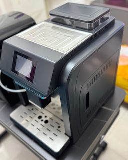 （分類：）位於 。 由 anas_anas_2020 提交（商品編號 1329088763，圖片 1）。簡介： 。