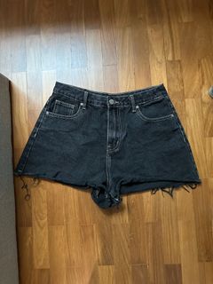 (Category: ) located in . Submitted by michmacaron (Listing ID 1328985256, Image 1). Description: .