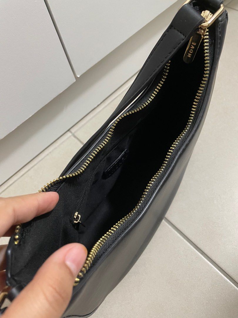 Brands outlet handbag shop