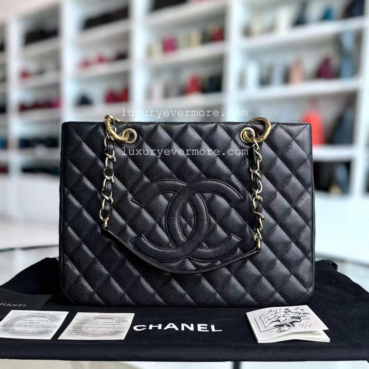 Chanel gst gold hardware shop