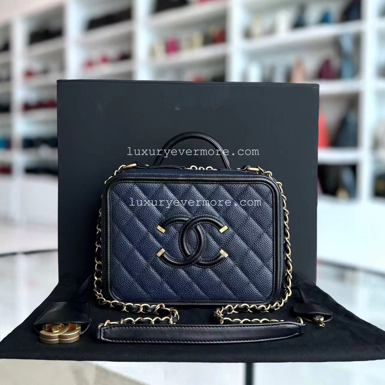 Chanel Caviar Vanity Case Filigree Quilted Blue Black Golden Hardware