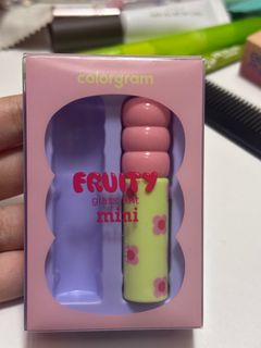 （分類：）位於 。 由 yyyyyiut 提交（商品編號 1329064435，圖片 1）。簡介： 。
